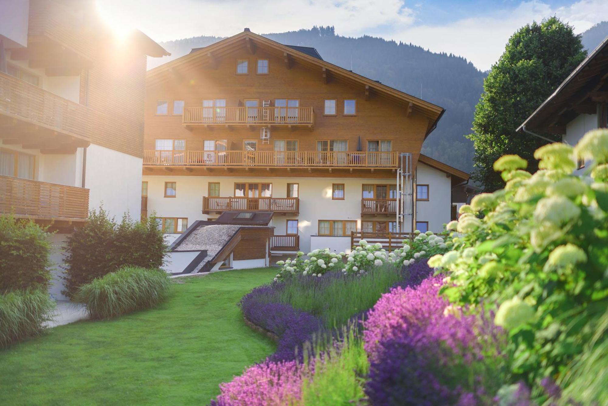 Ferienanlage Central Flachau Exterior foto
